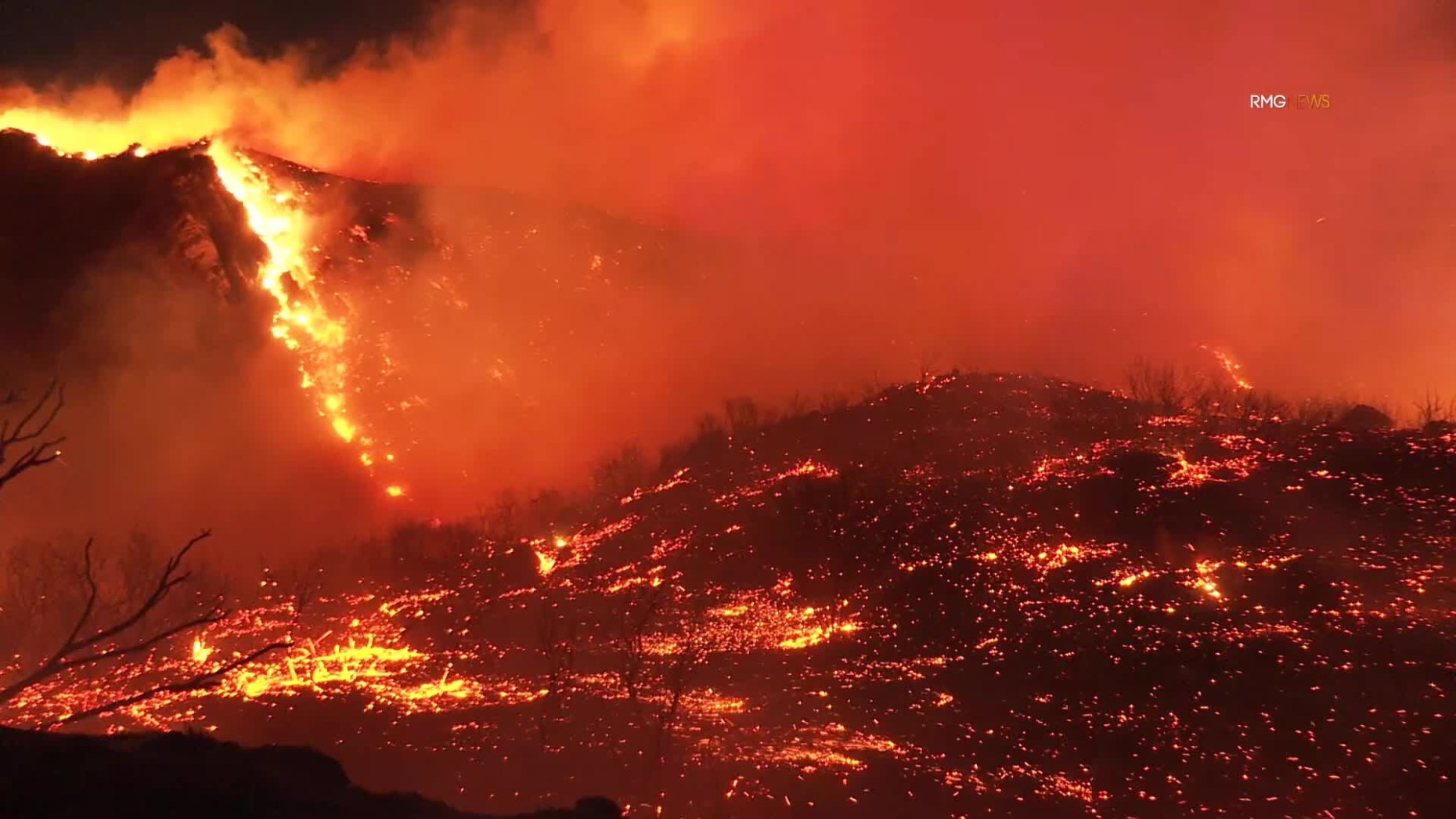Kebakaran Hutan “Norte Fire” Mengamuk di California, Ribuan Warga Diminta Segera Mengungsi