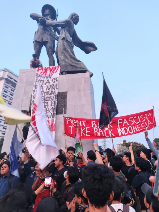 Gelombang Unjuk Rasa Mahasiswa Serentak di Berbagai Kota, Suarakan Lima Tuntutan Utama di Dua Tahun Pemerintahan Prabowo-Gibran